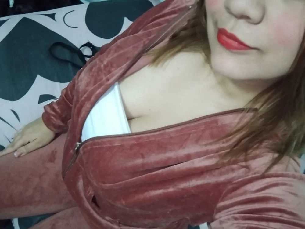 Rubi_salazar's most recent online preview