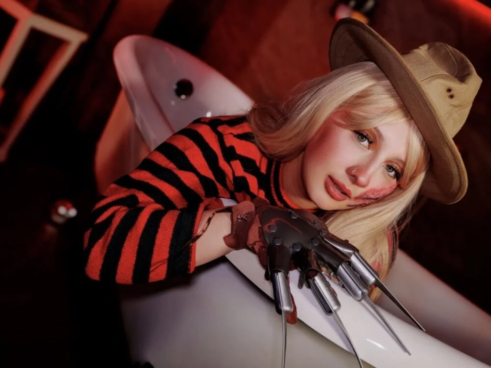 CharlotteUwU_ Chat XXX offline