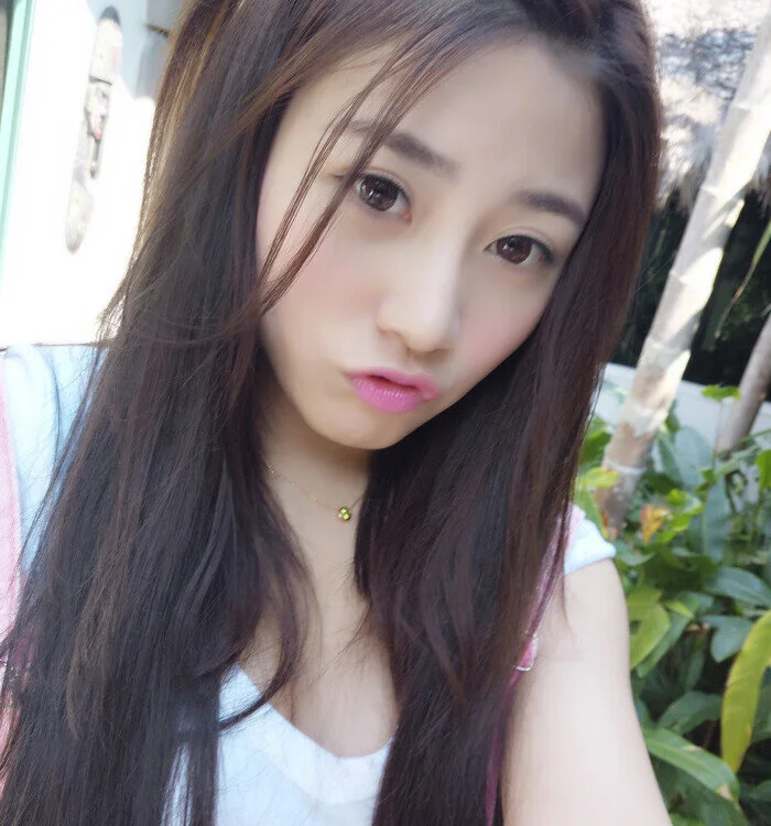 ONNNE_UU's Offline XXX Chat