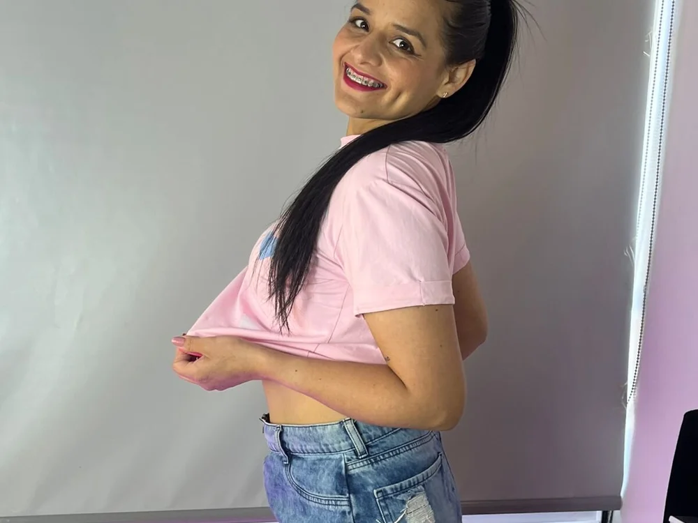 Teffygracee's Offline Chat Room