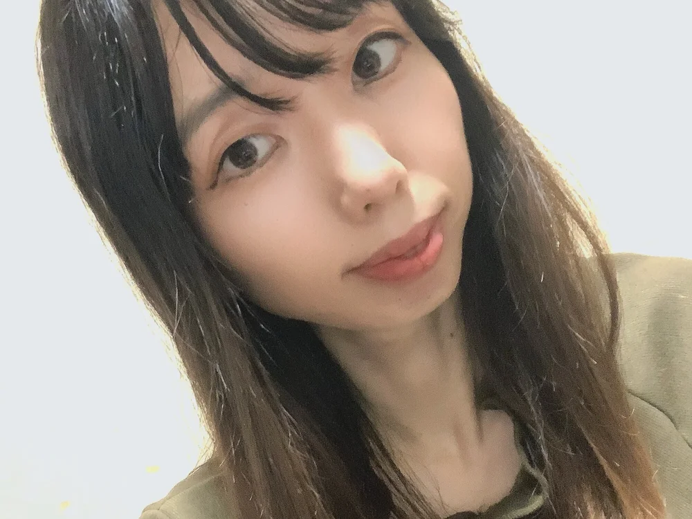 Airi_lolo's Offline Chat Room