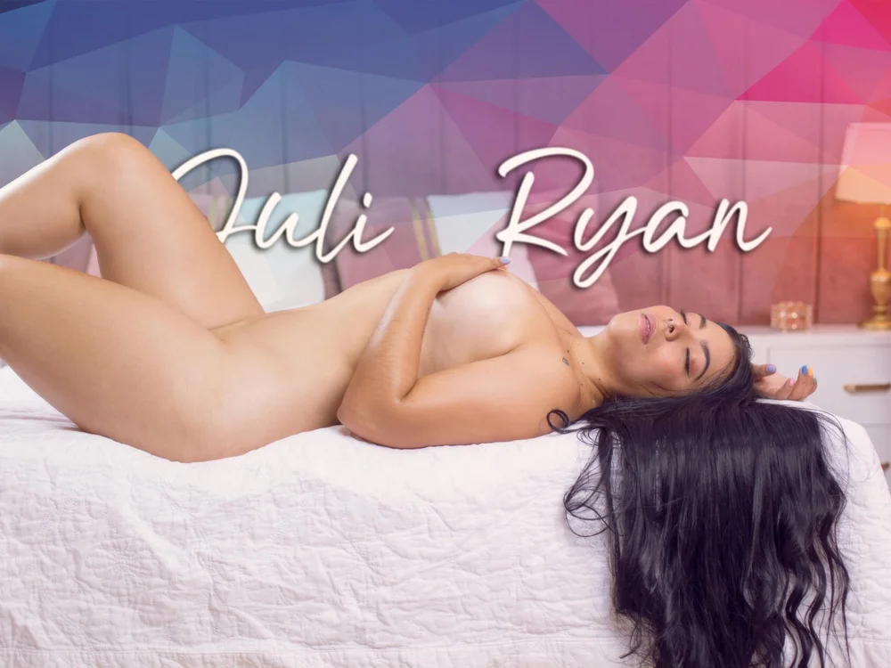 JuliRyan's Offline Chat Room
