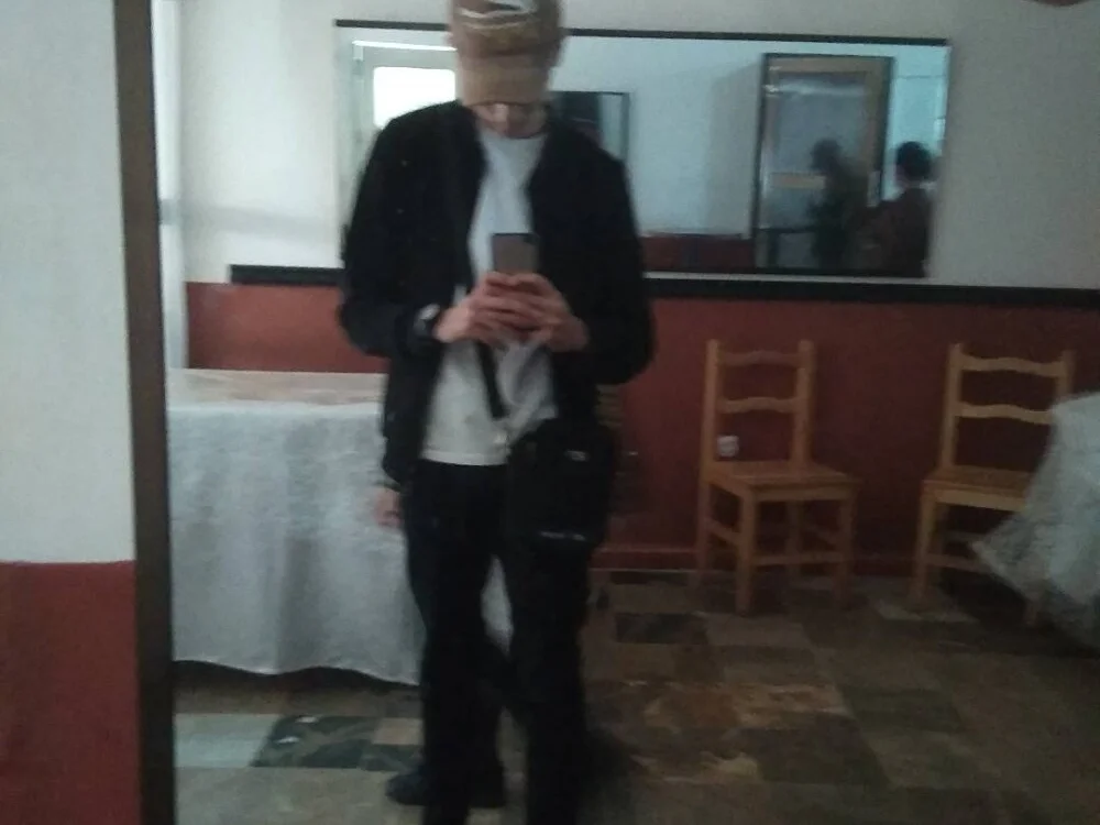 DifficultThought4 Adlı Modelin Çevrimdışı XXX Sohbeti