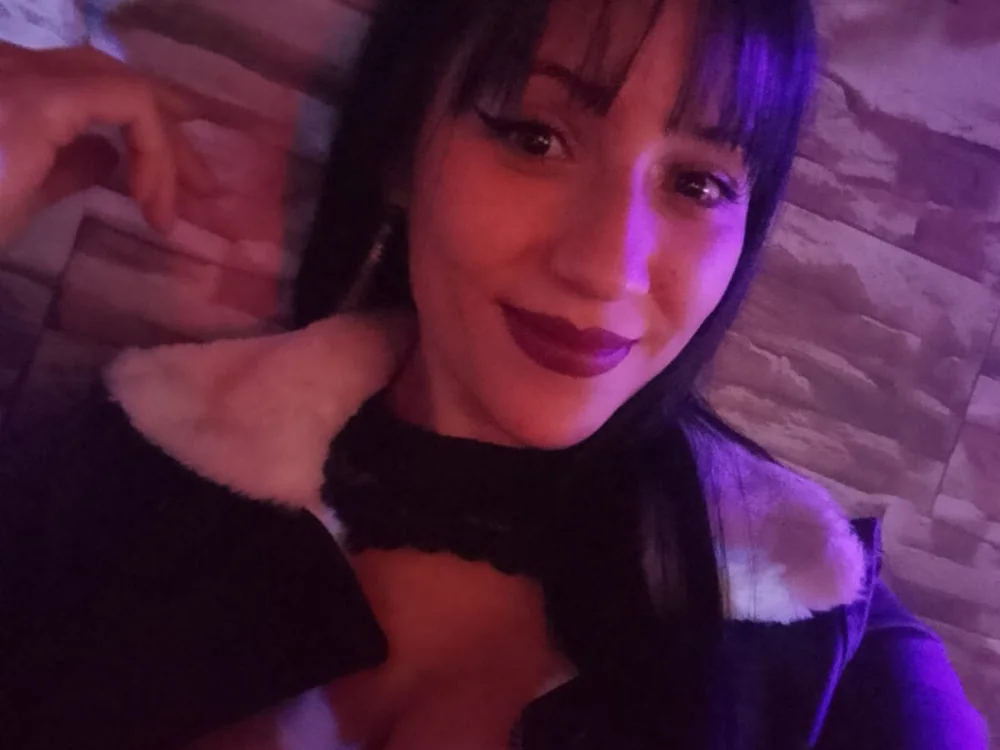 Freydis867's Offline XXX Chat