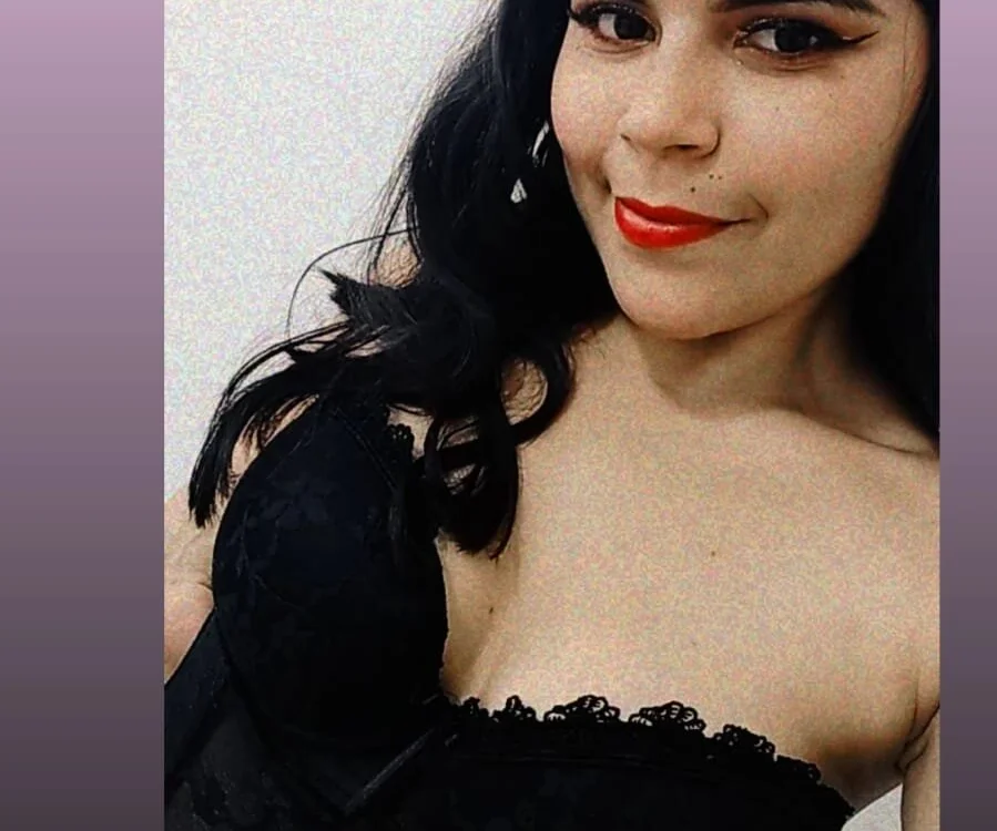 abby_gonzalez_'s Offline XXX Chat