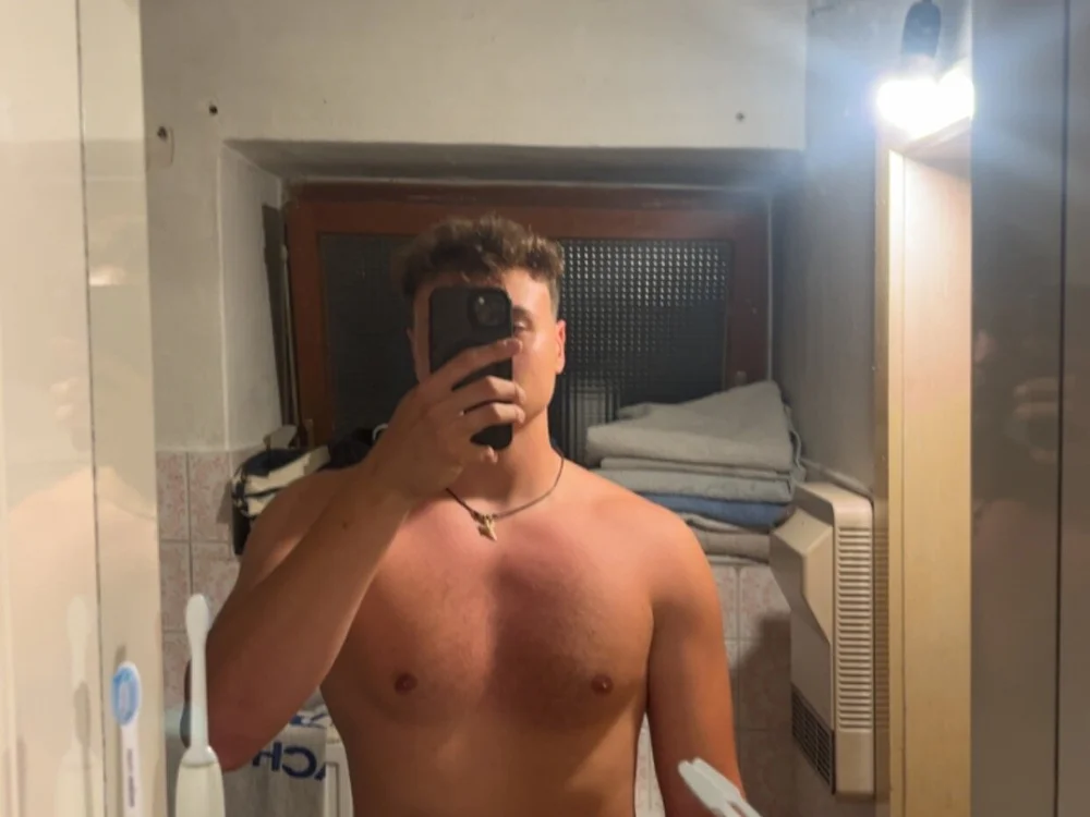 MarkusHorny1 Offline XXX-Chat