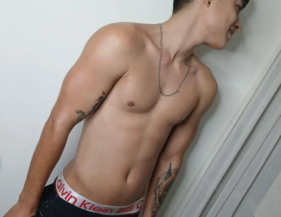 Thebestboyhot3 offline XXX-chat