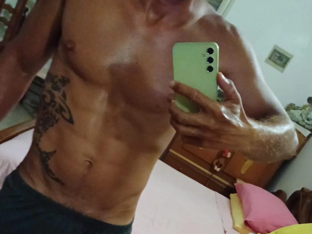 Scopatore_x Chat XXX offline