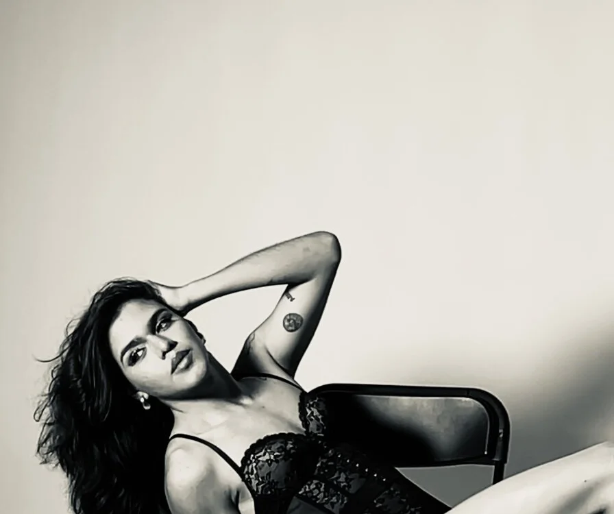 lizzywindsor Offline XXX-Chat