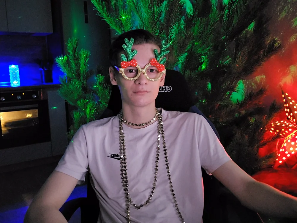 Wild_boar1's Offline XXX Chat