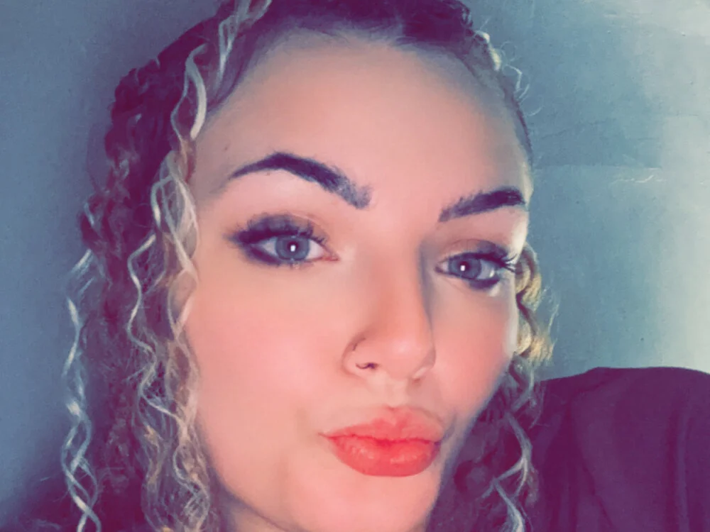 zapbug97 offline XXX-chat