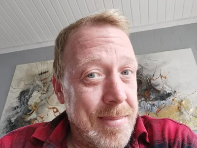 ChrisKnusperHouse profile