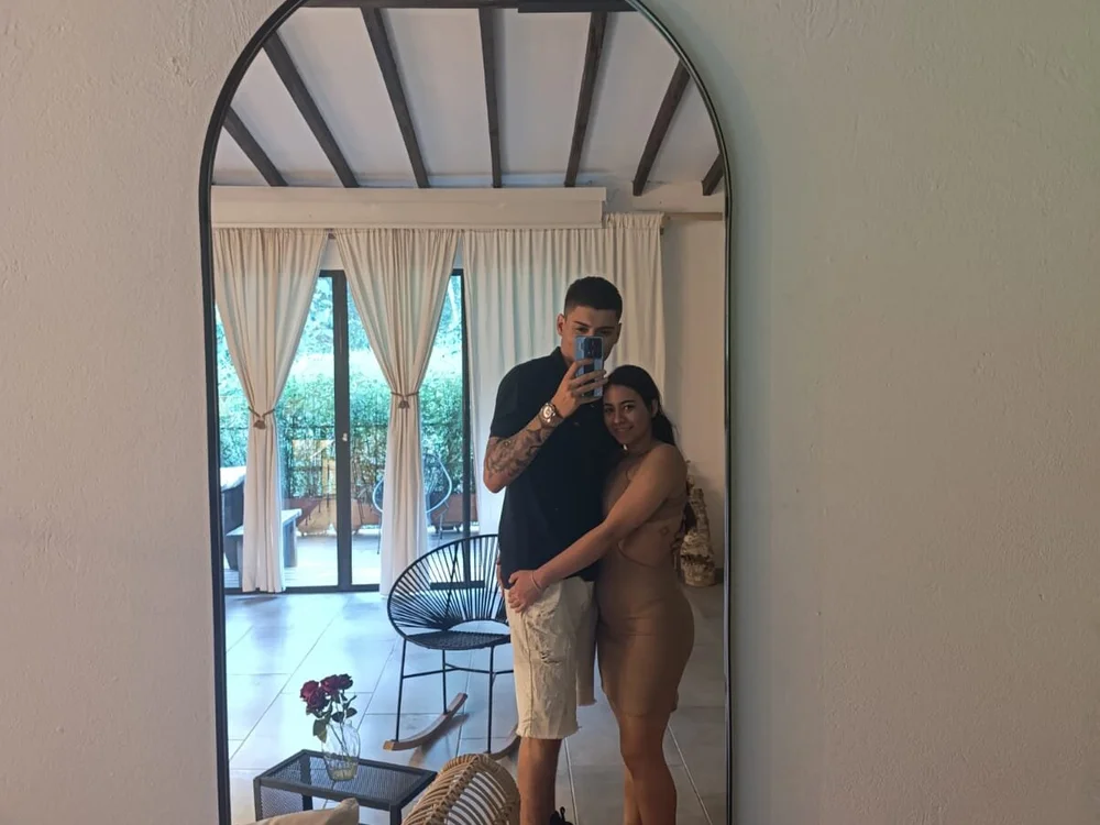 Liam_Annie's Offline XXX Chat