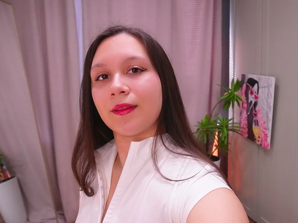 caroline_me Chat XXX offline