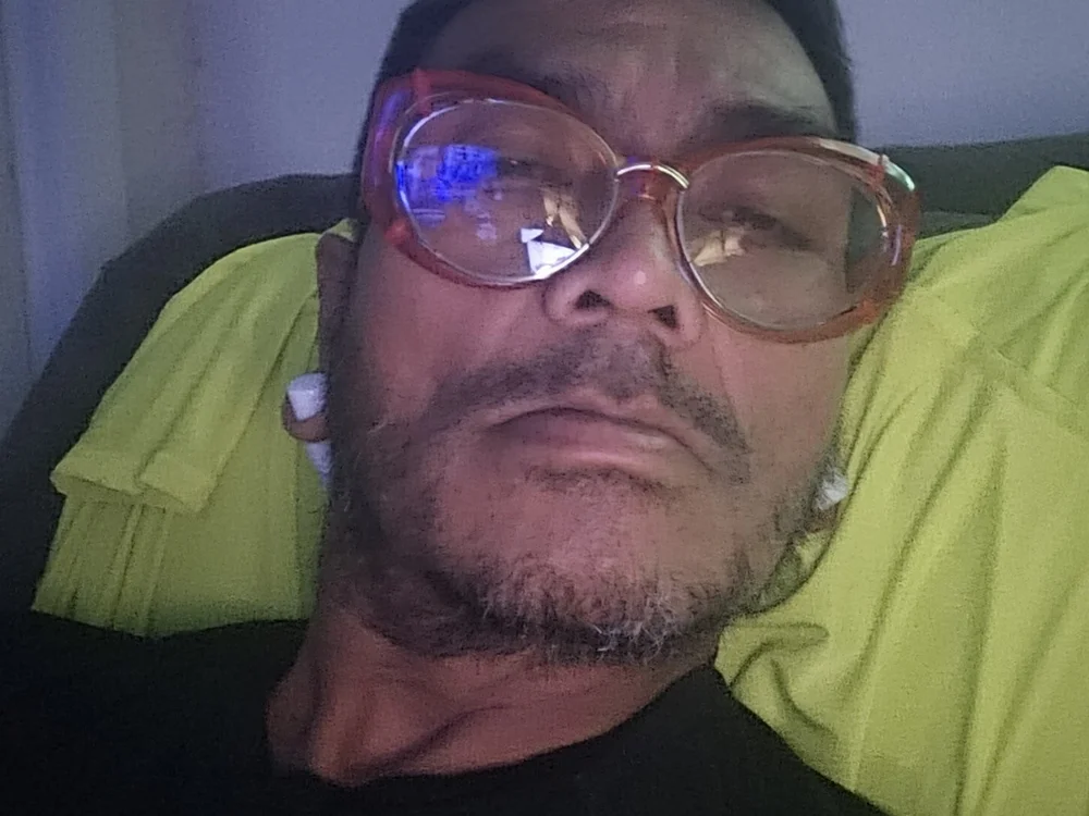 cesarmariann Offline chat-huone