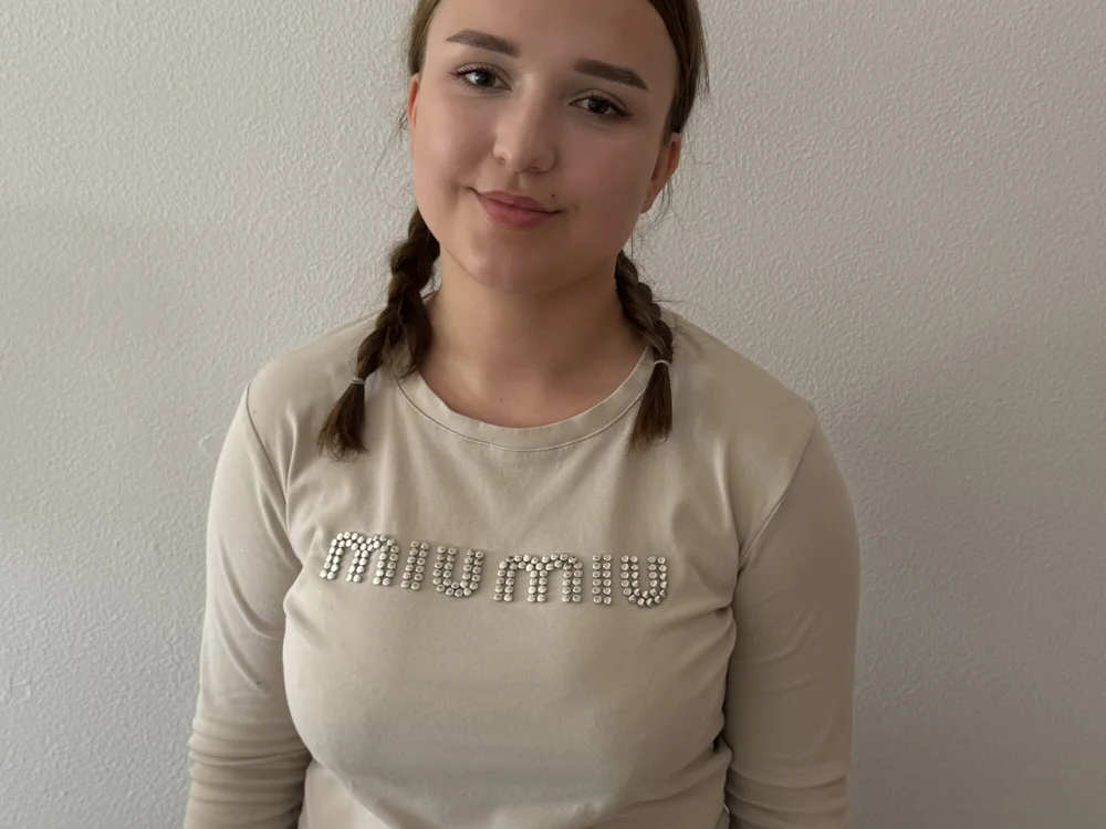 UdeIeDaines offline chatrum