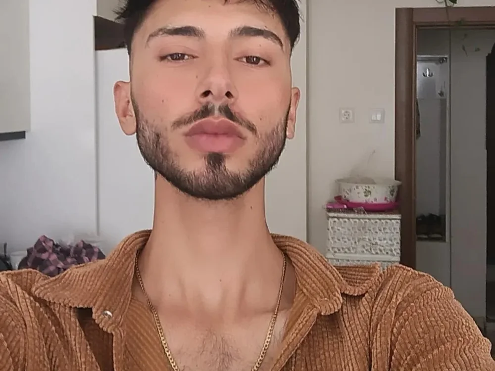 canyakan7634's Offline XXX Chat