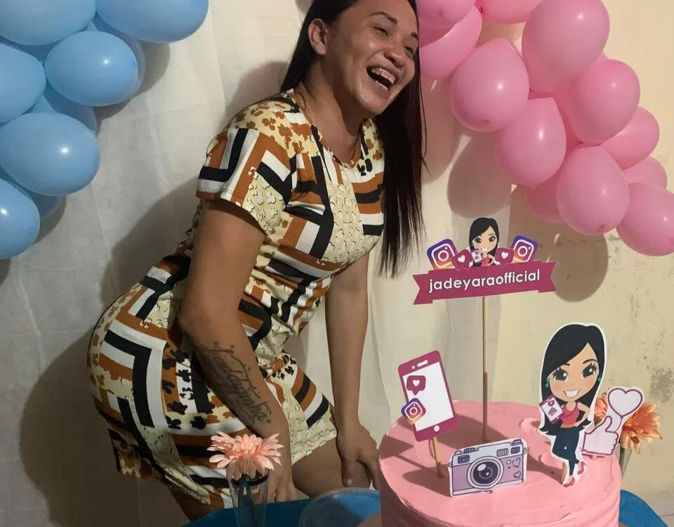 iaradias offline XXX-chat