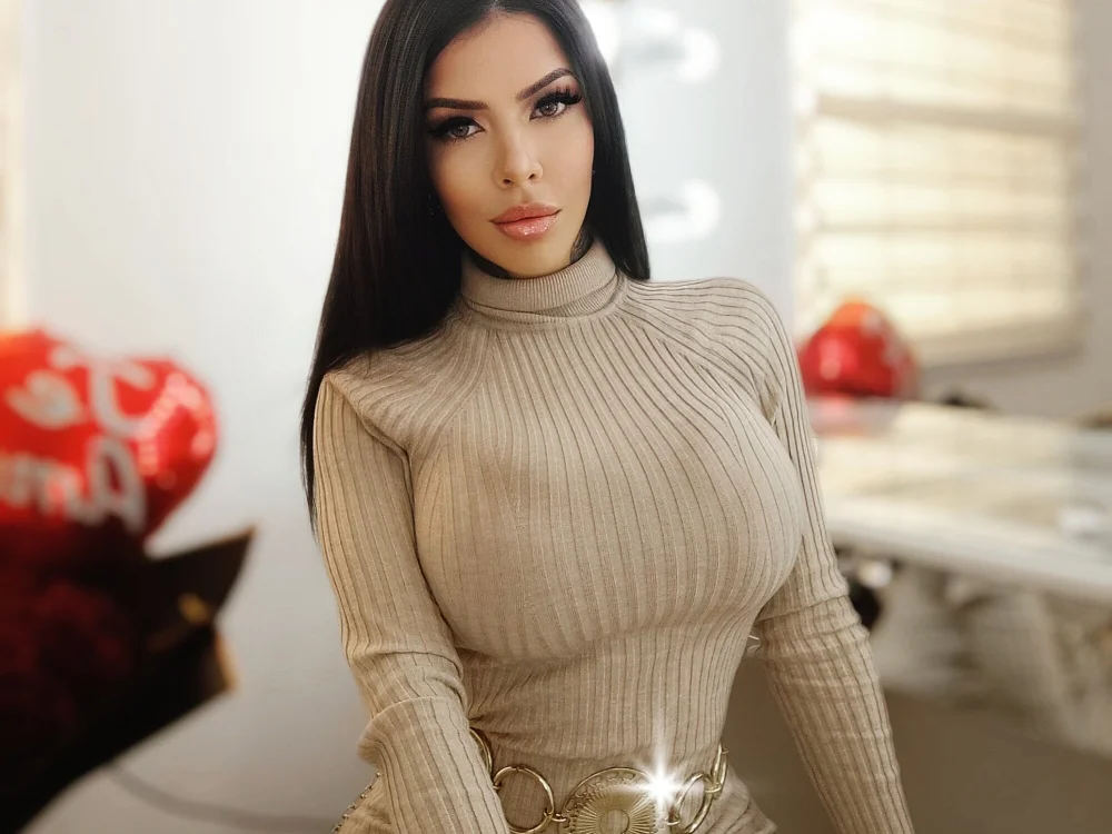 GiuliannaSmith offline chatrum