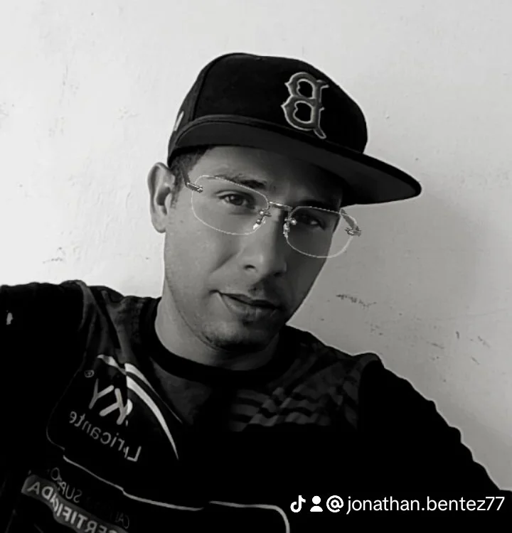 Jonan0894's Offline XXX Chat