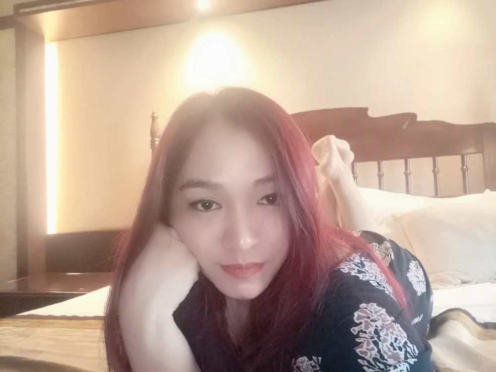 Moonlight2323's Offline Chat Room