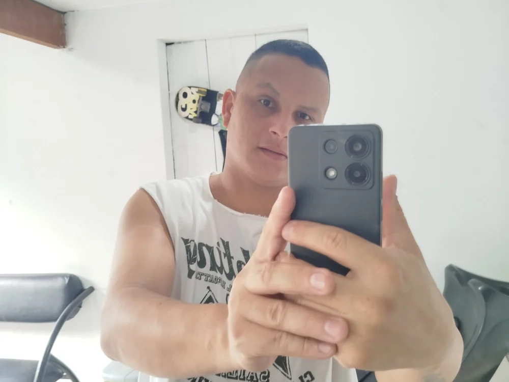 Offline chatovací místnost Larbac01