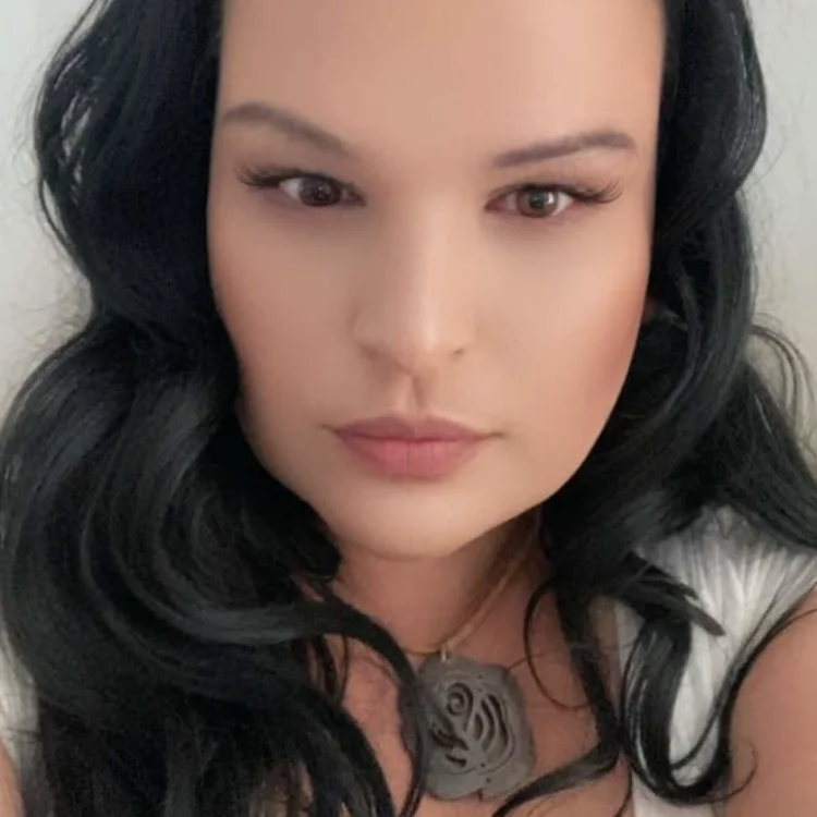 Alexa-Thomas' Offline XXX Chat