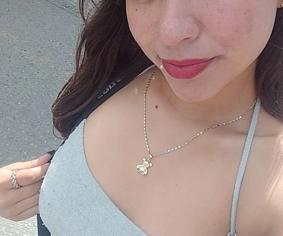 ambriosialove Chat XXX offline