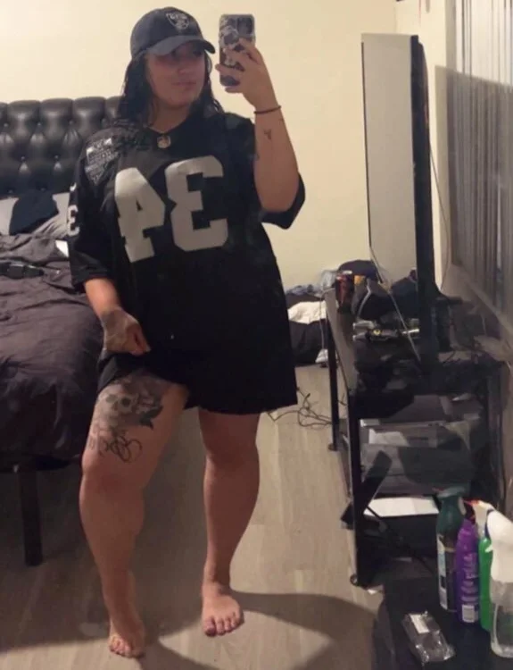 Nicole_withE offline chatrum