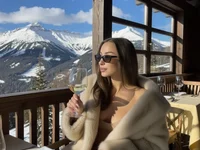 KylieeV's webcam live show