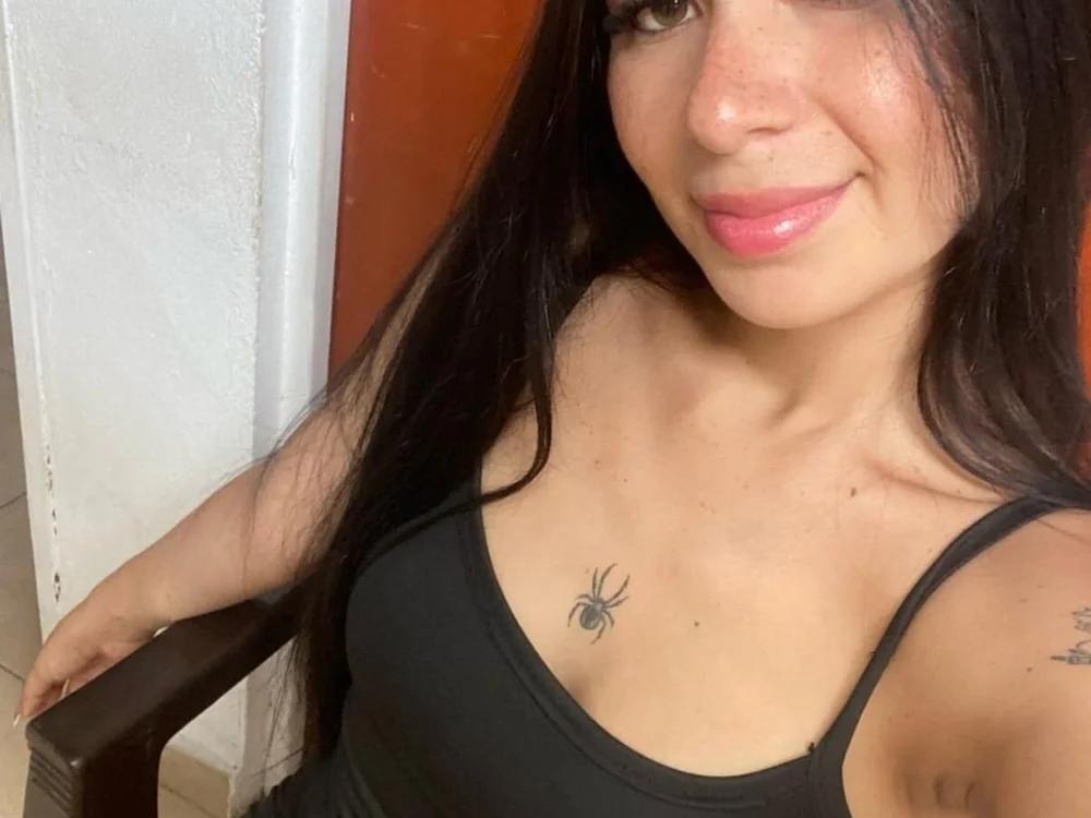 Rose_Pregnant_XXX's Offline XXX Chat