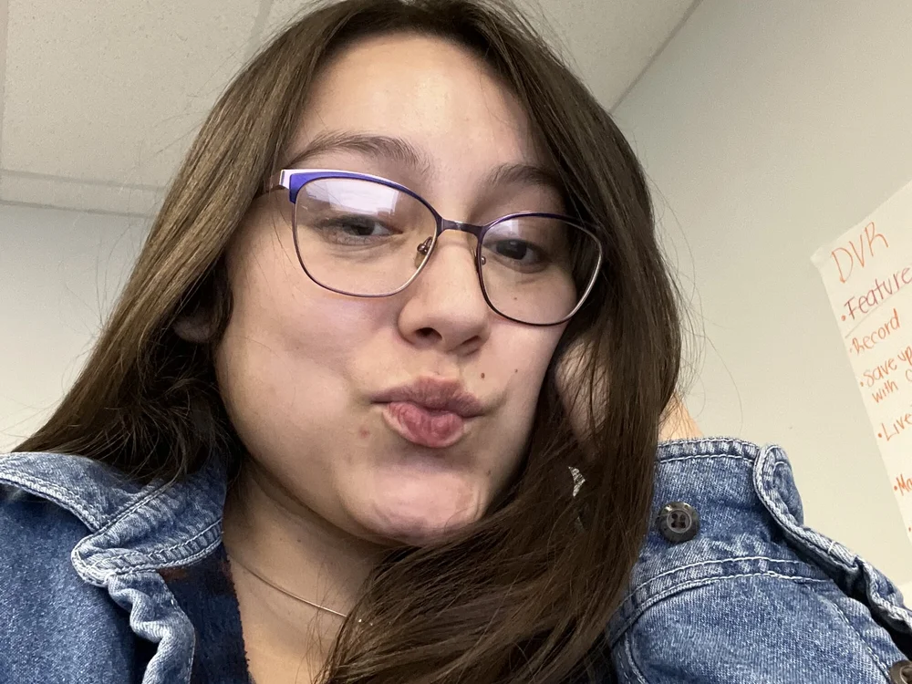 lucy4200's Offline Chat Room