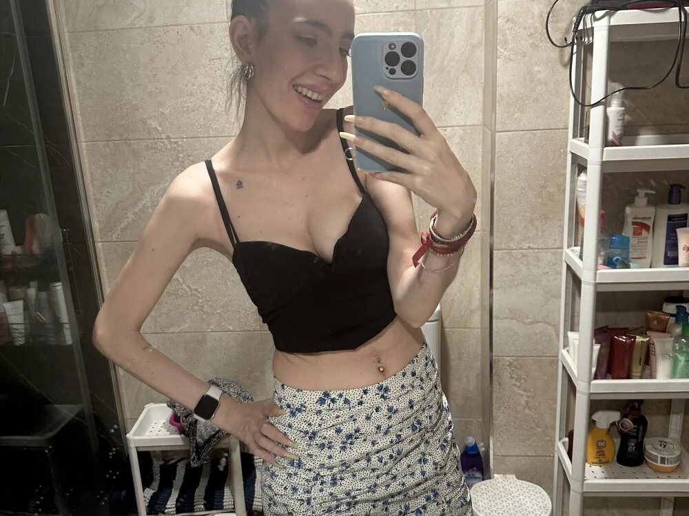 BarbieBlondieGirl offline XXX-chat