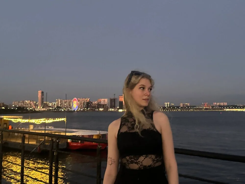 ArtfulMuseのオフラインXXXチャット