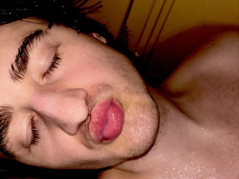 _FuckDaddy1_ Chat XXX offline