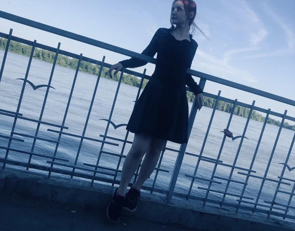 Sally_F1sher offline chatrum