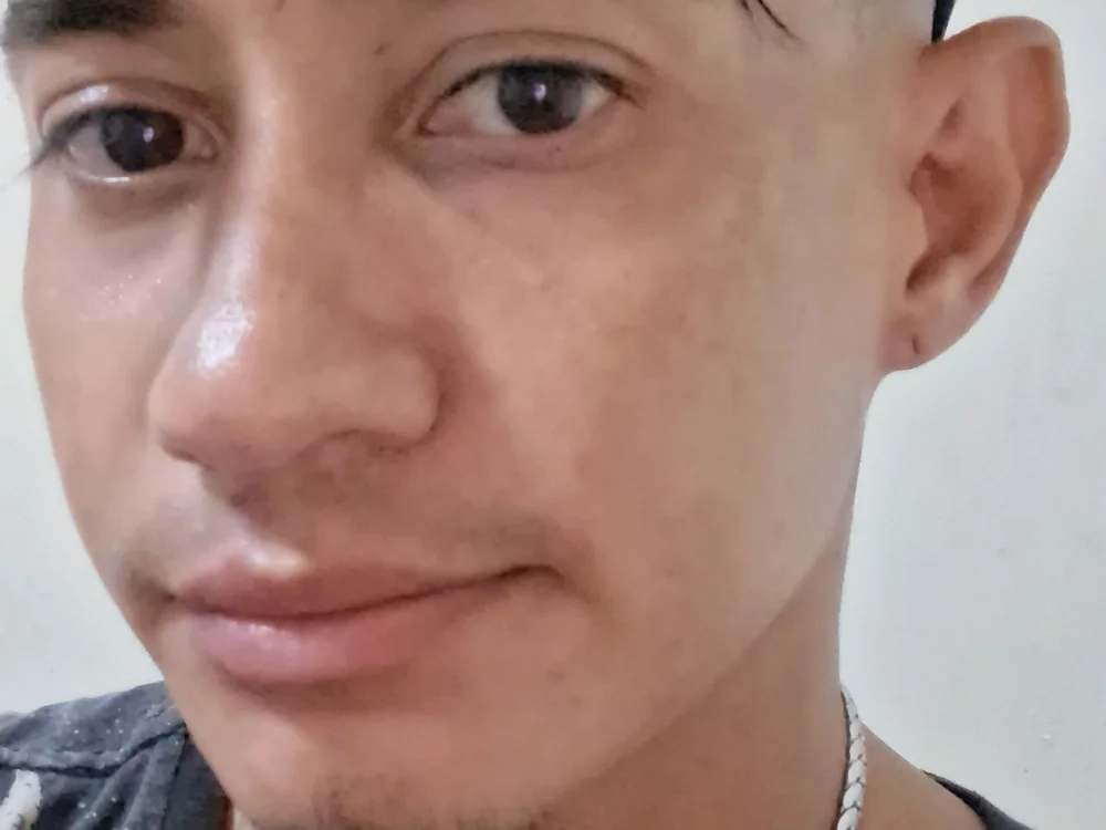 Tempano1235's Offline XXX Chat