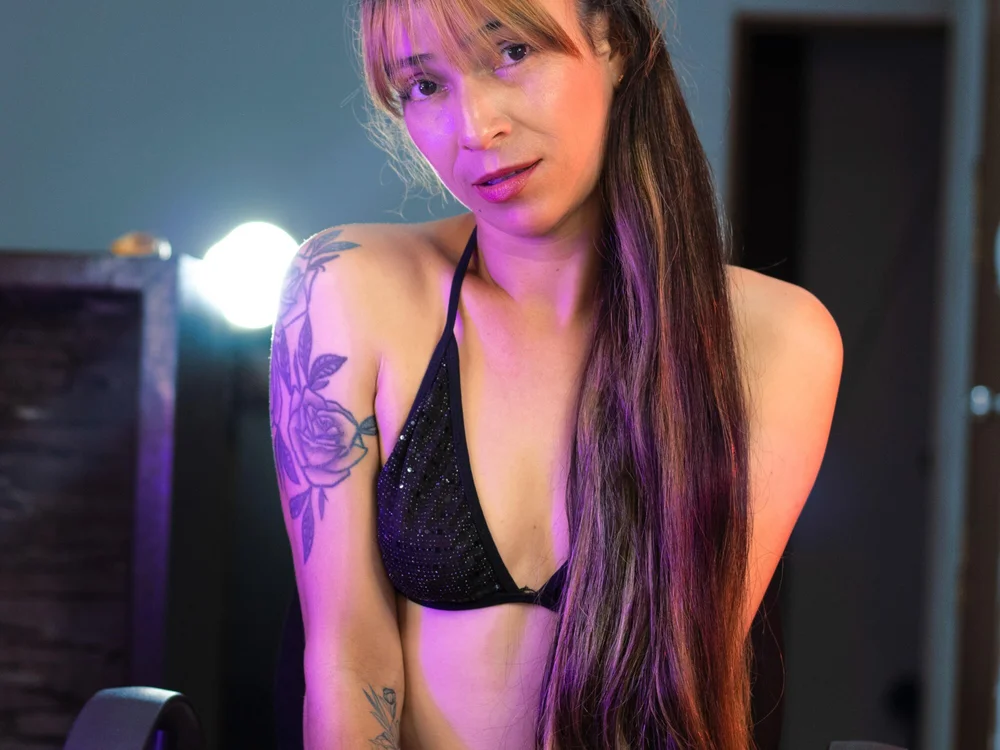 pamela_gaviria 离线XXX聊天