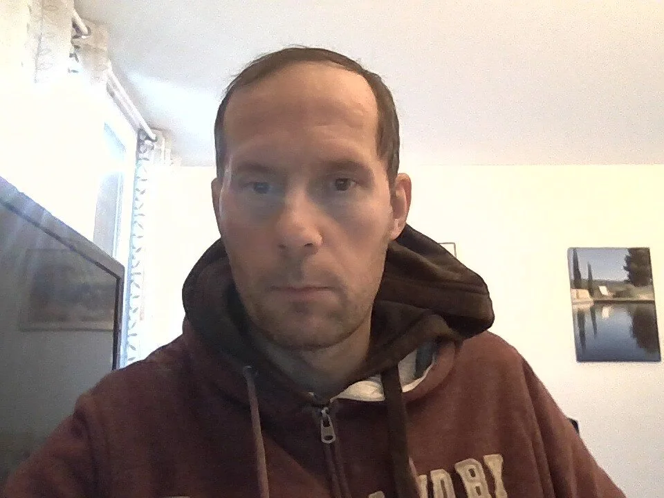 farouchaz Offline XXX-chat