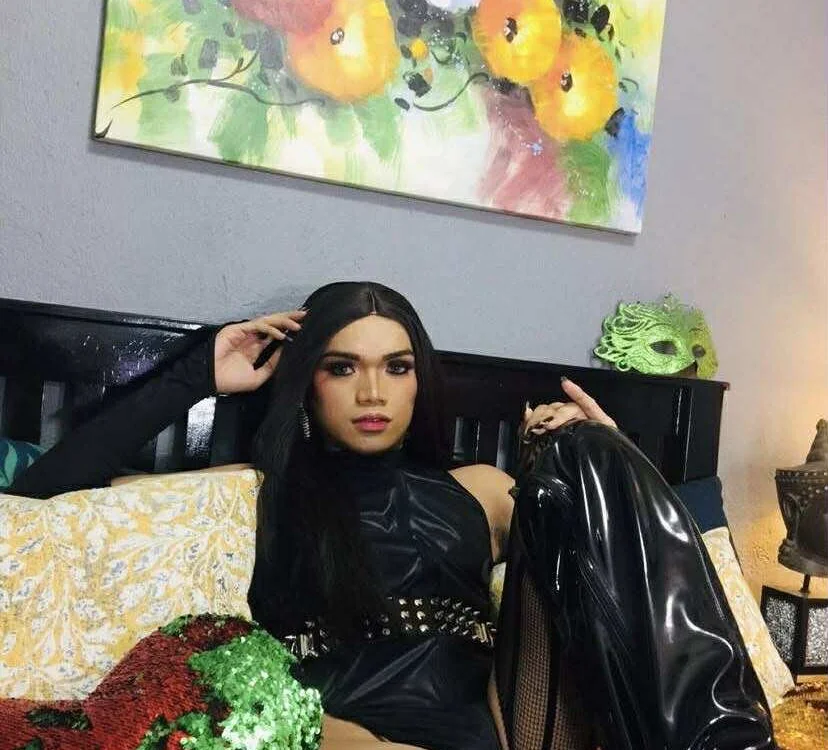 AlexaCollins0のオフラインXXXチャット