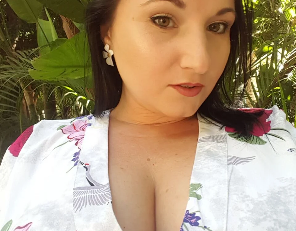 EliseBliss69's Offline XXX Chat