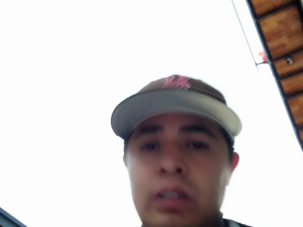urielfalcon's Offline Chat Room