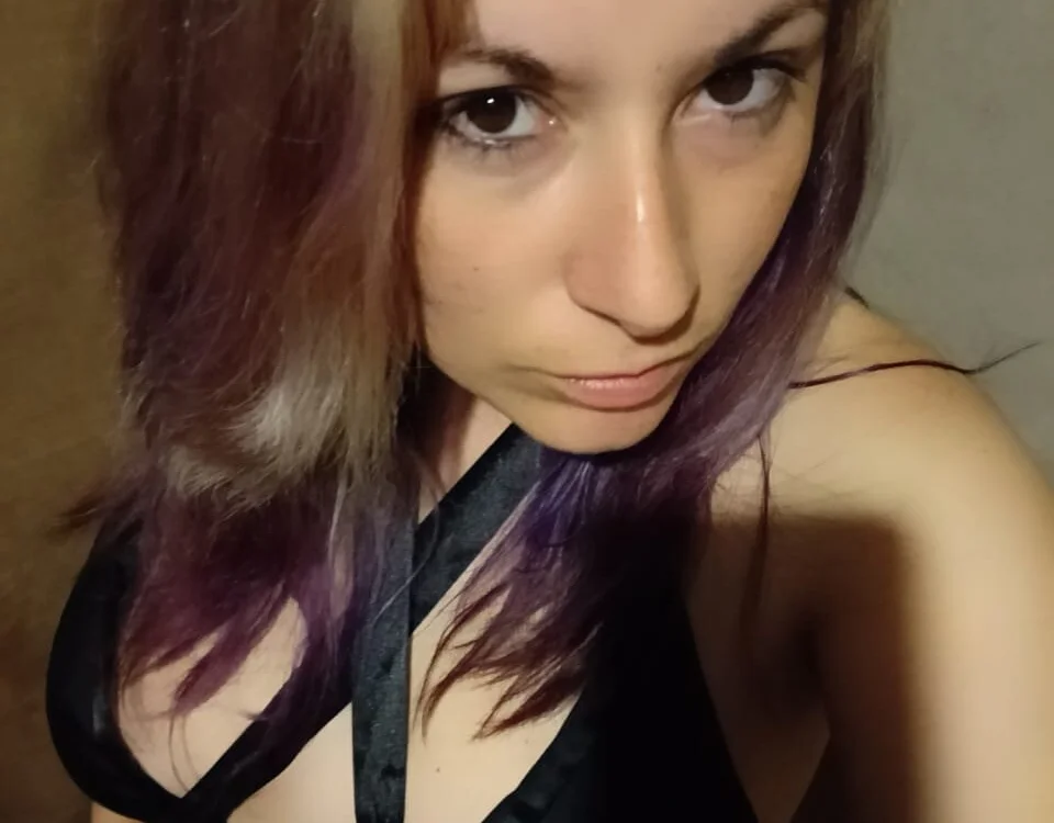 Debyconeja25 offline chatrum