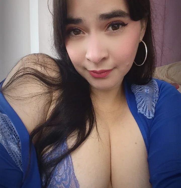 _VALERIAGOMEZ's Offline XXX Chat