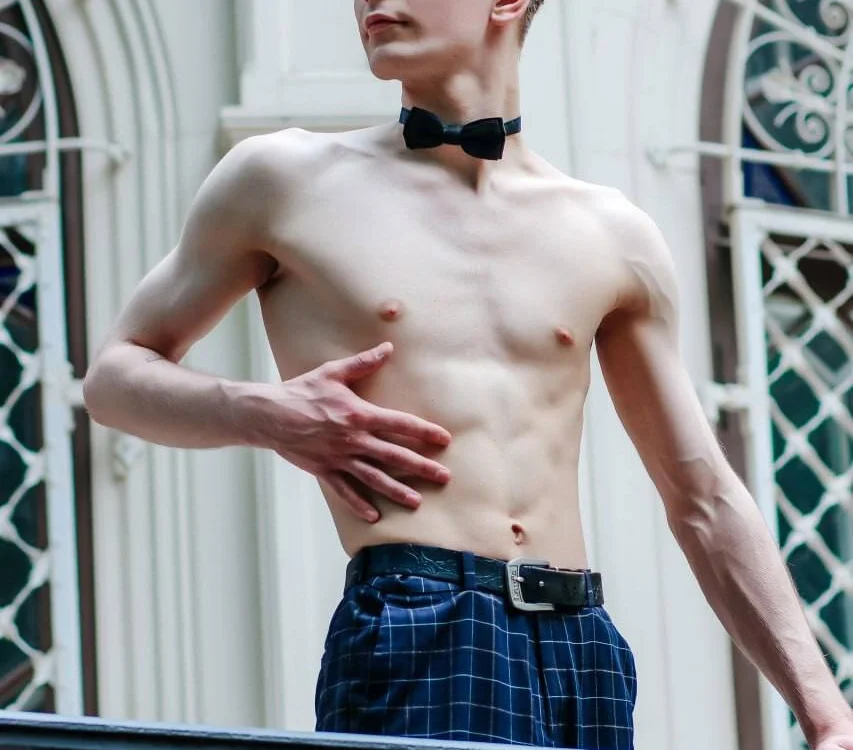 Chat +18 de adamhariss ao vivo