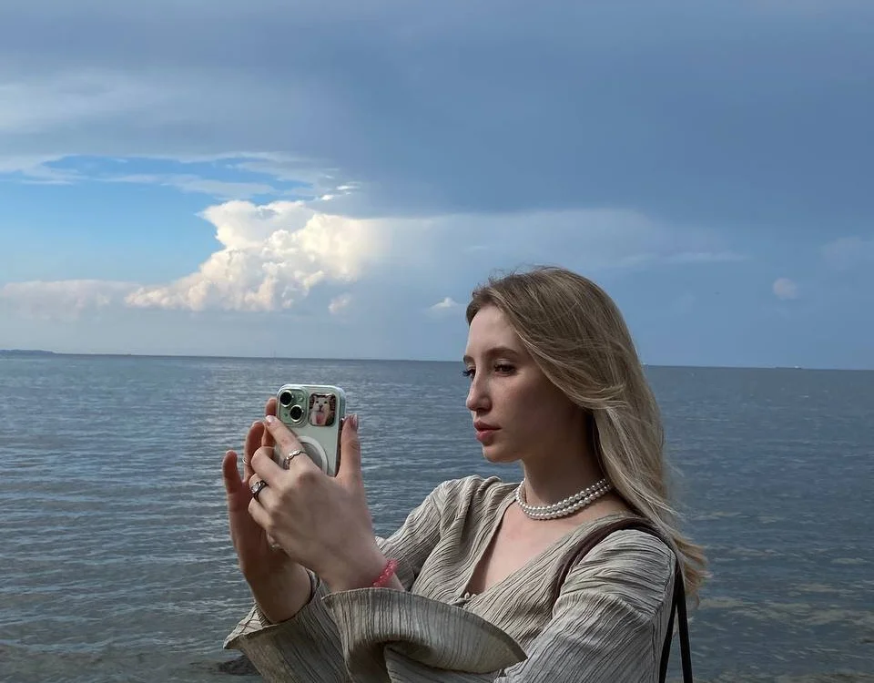 polime_'s Offline XXX Chat