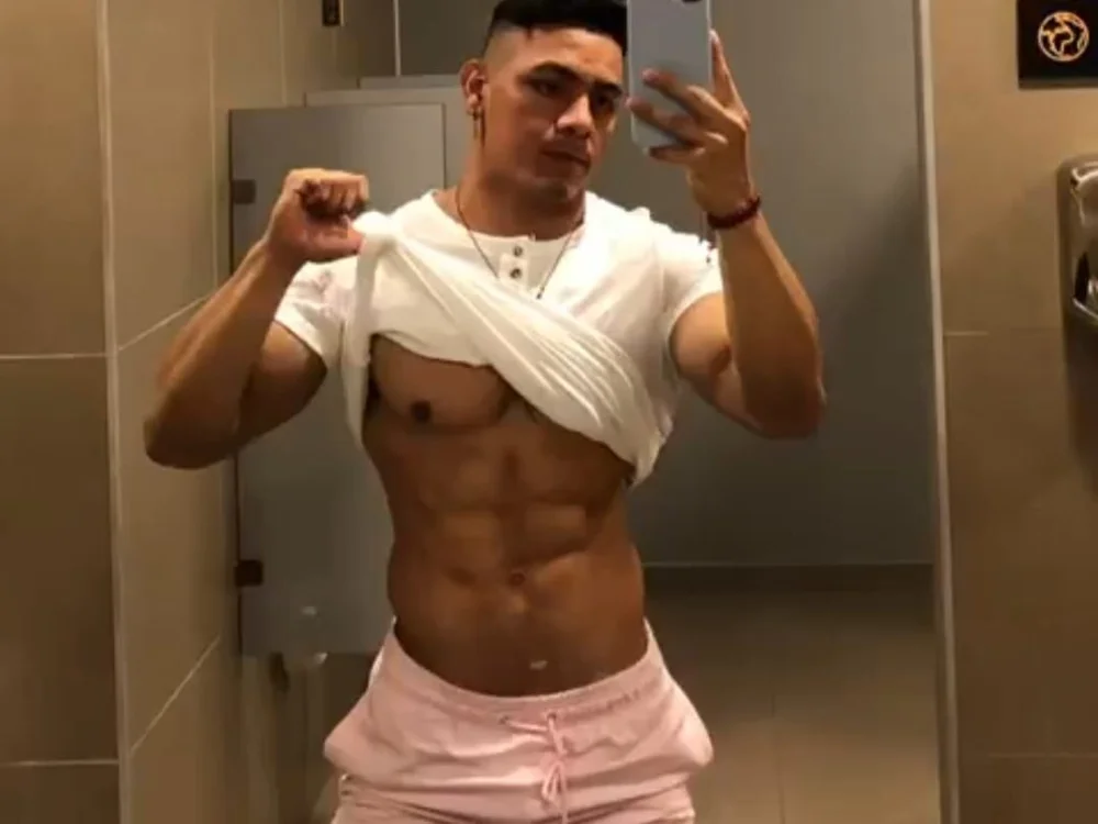 Офлайн-чат XXX Floyd212_Vibes