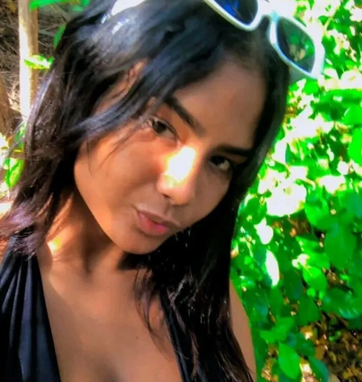 natasha_claus_2's Offline XXX Chat