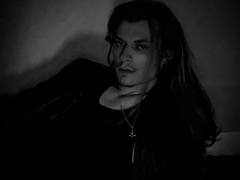 leondemon08's Offline XXX Chat