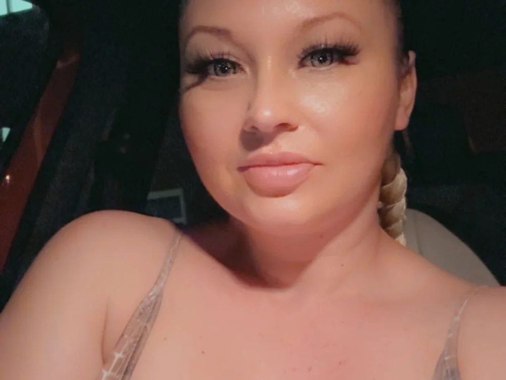 thickbarbie6969n Offline chat-huone